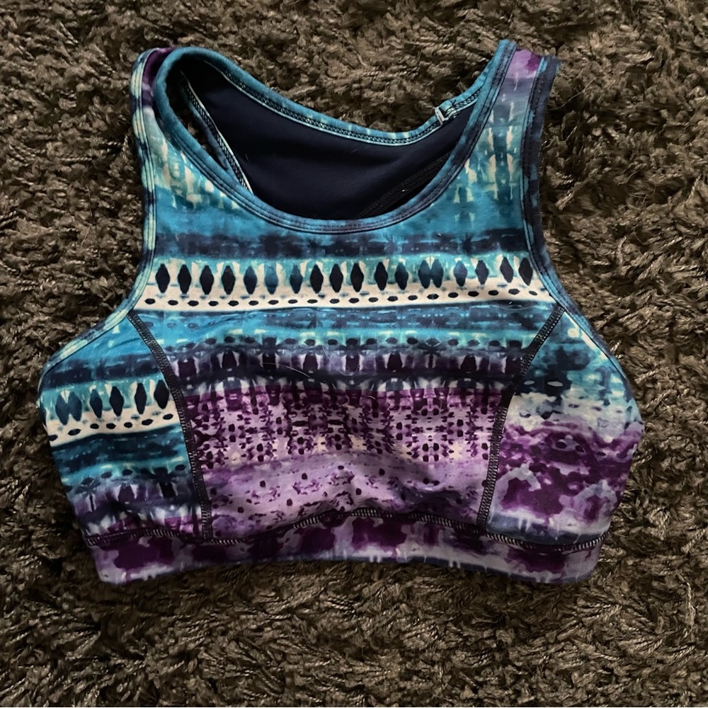 Sports bra